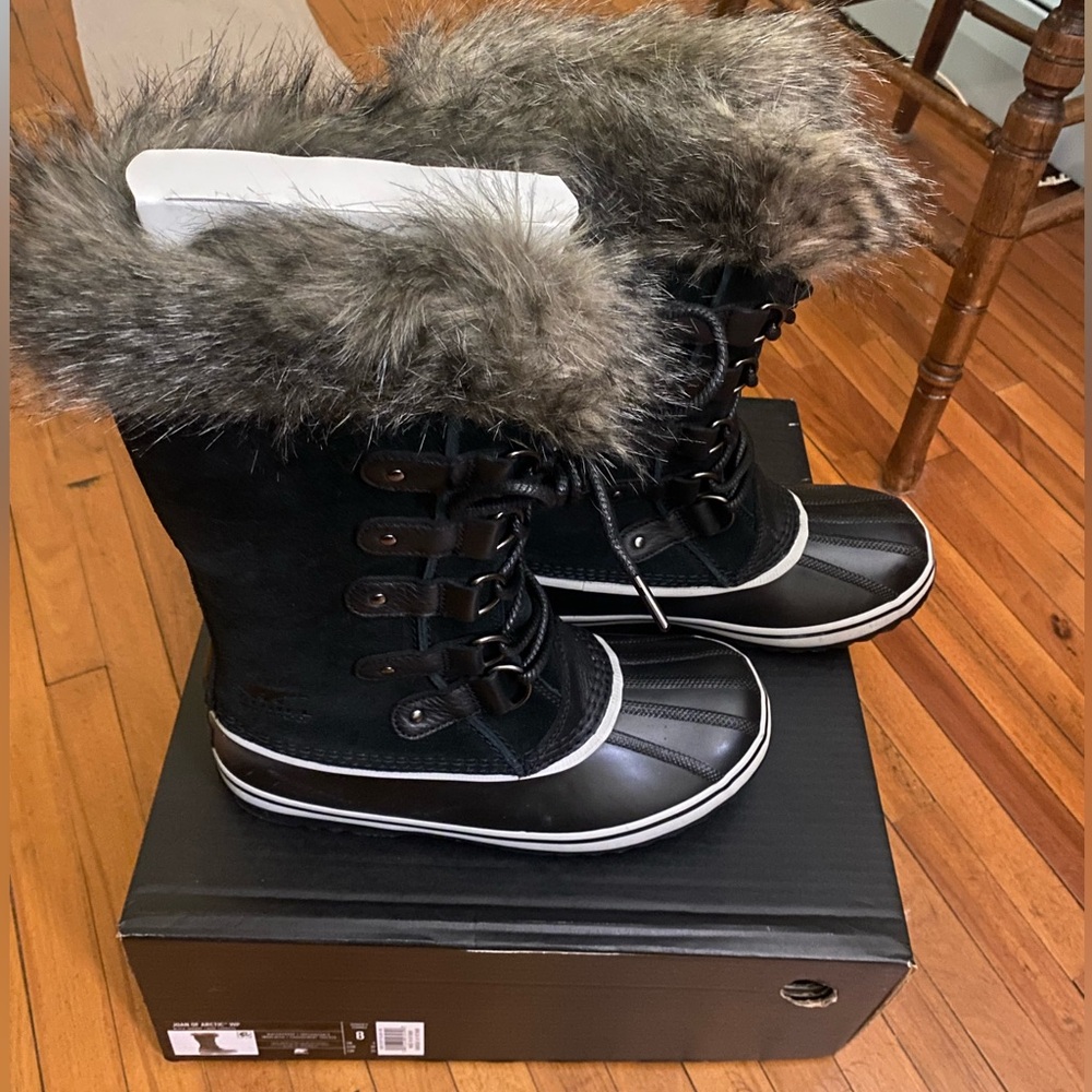 JOAN OF ARCTIC™ WOMEN'S WATERPROOF BOOTS BRAND NEW WITH BOX